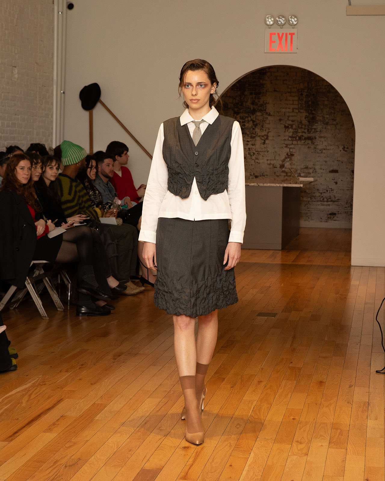 Myus Charleston Mini Skirt and Pierre Vest, super 140 wool, color dark grey