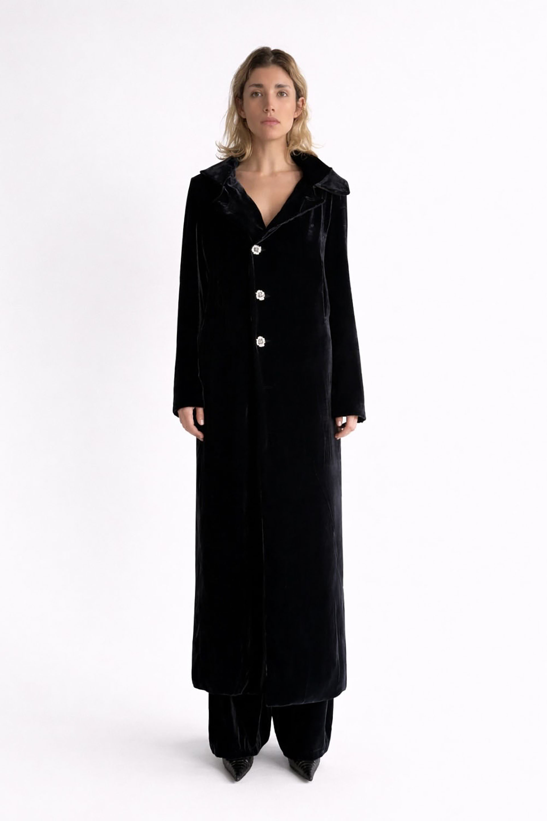 Myus FW26 Arden Evening Coat, mulberry silk velvet
