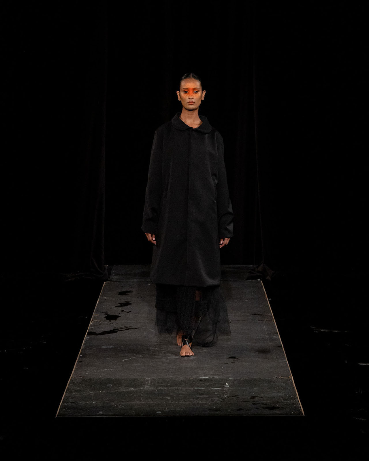 Myus Gabardine Trench Coat, look 14, front view